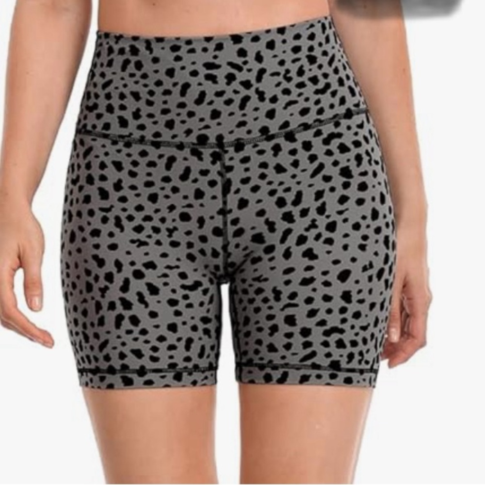 HeyNuts Biker Shorts High Waisted Workout Compression Yoga 4"